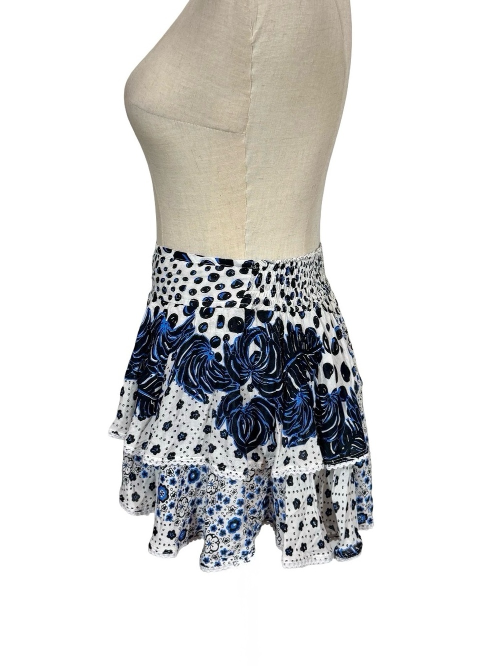 Poupette St Barth Naomi Ruffle Mini Skirt in Blue Black Persian Banana Print - Picture 4 of 10